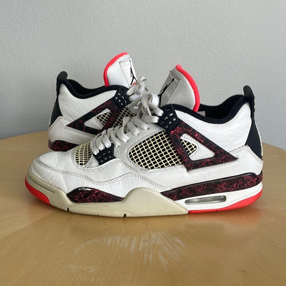 Jordan 4  Retro Flight Nostalgia  Mens  size 10